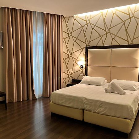 Catone District Hotel Рим Екстериор снимка