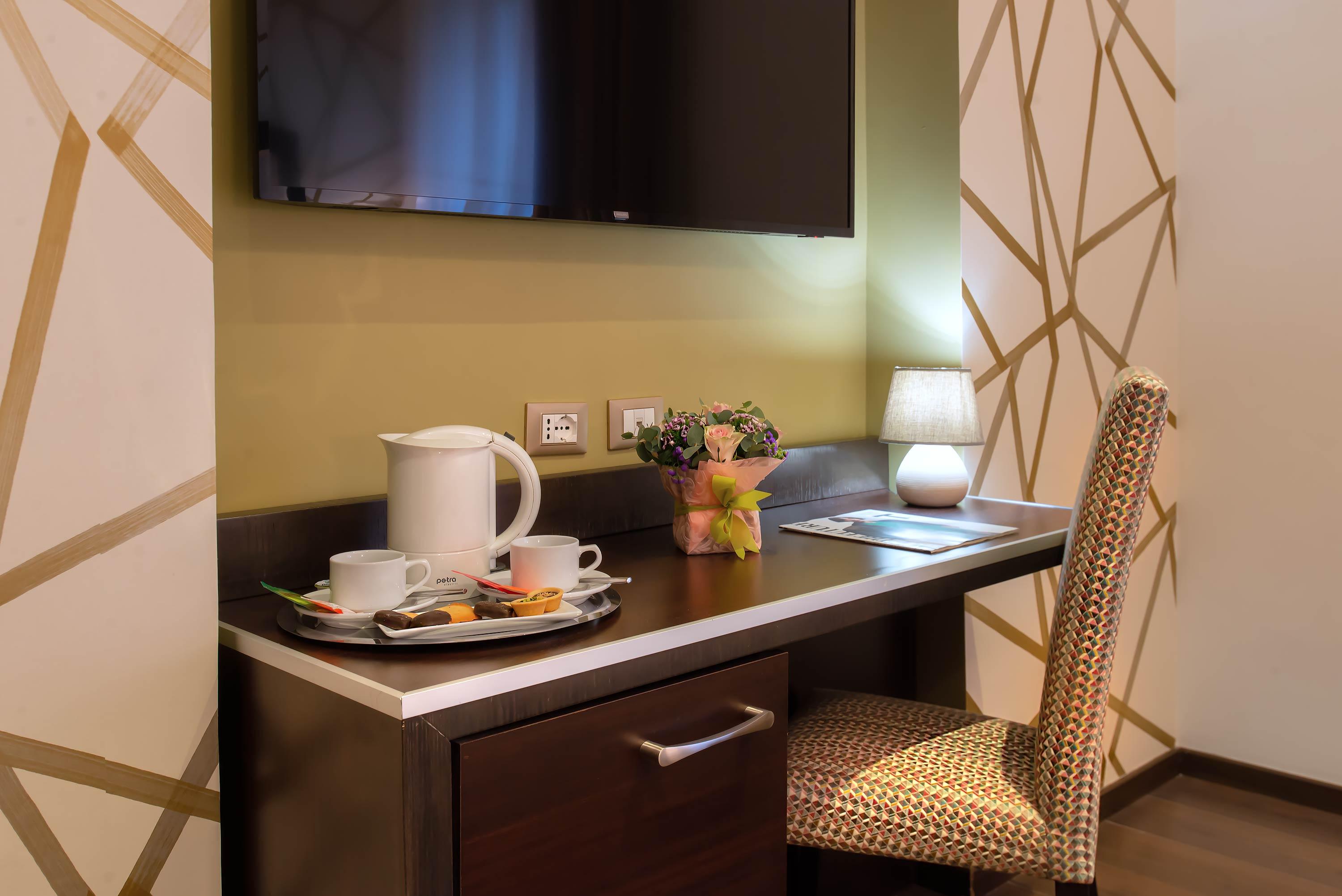 Catone District Hotel Рим Екстериор снимка