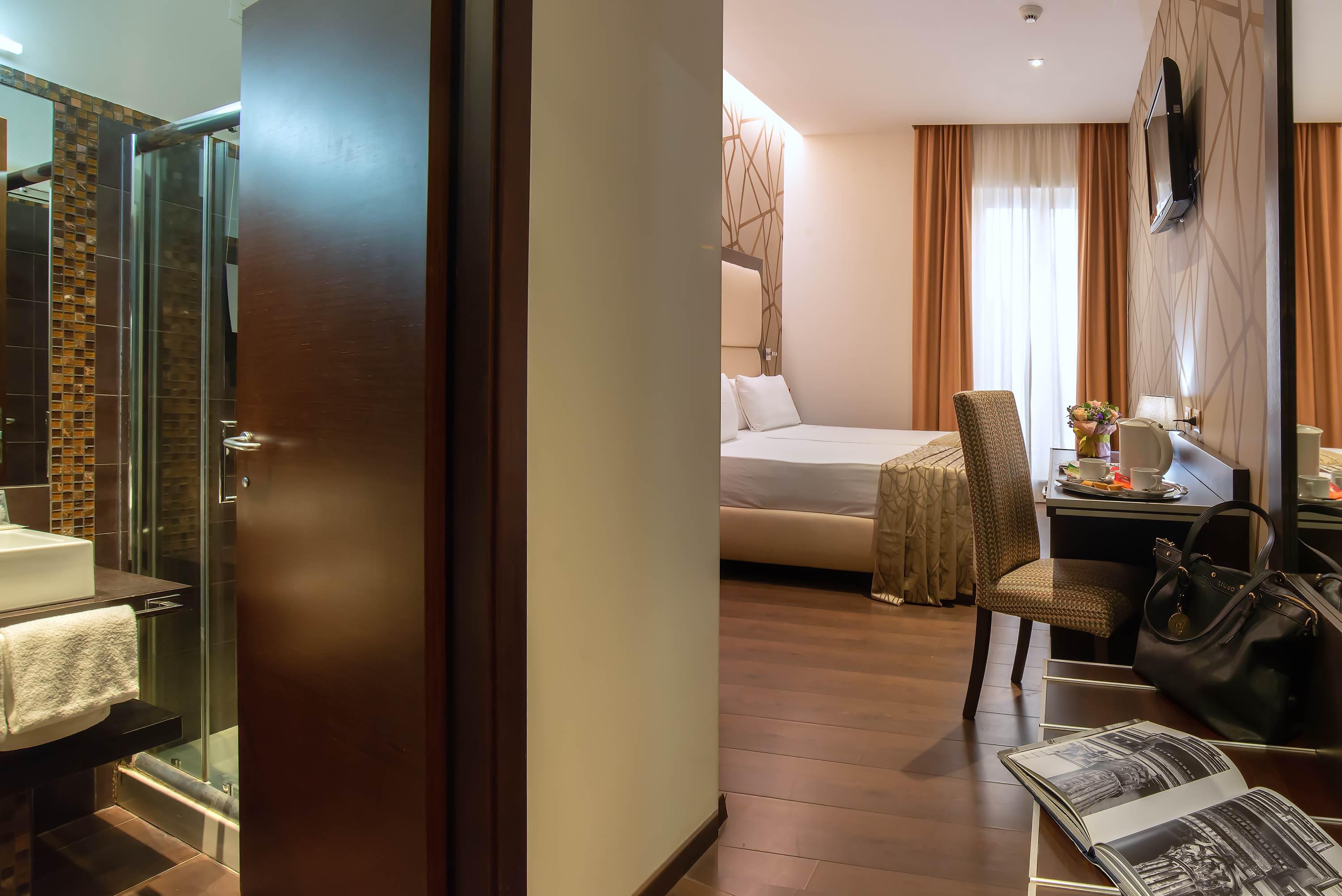 Catone District Hotel Рим Екстериор снимка