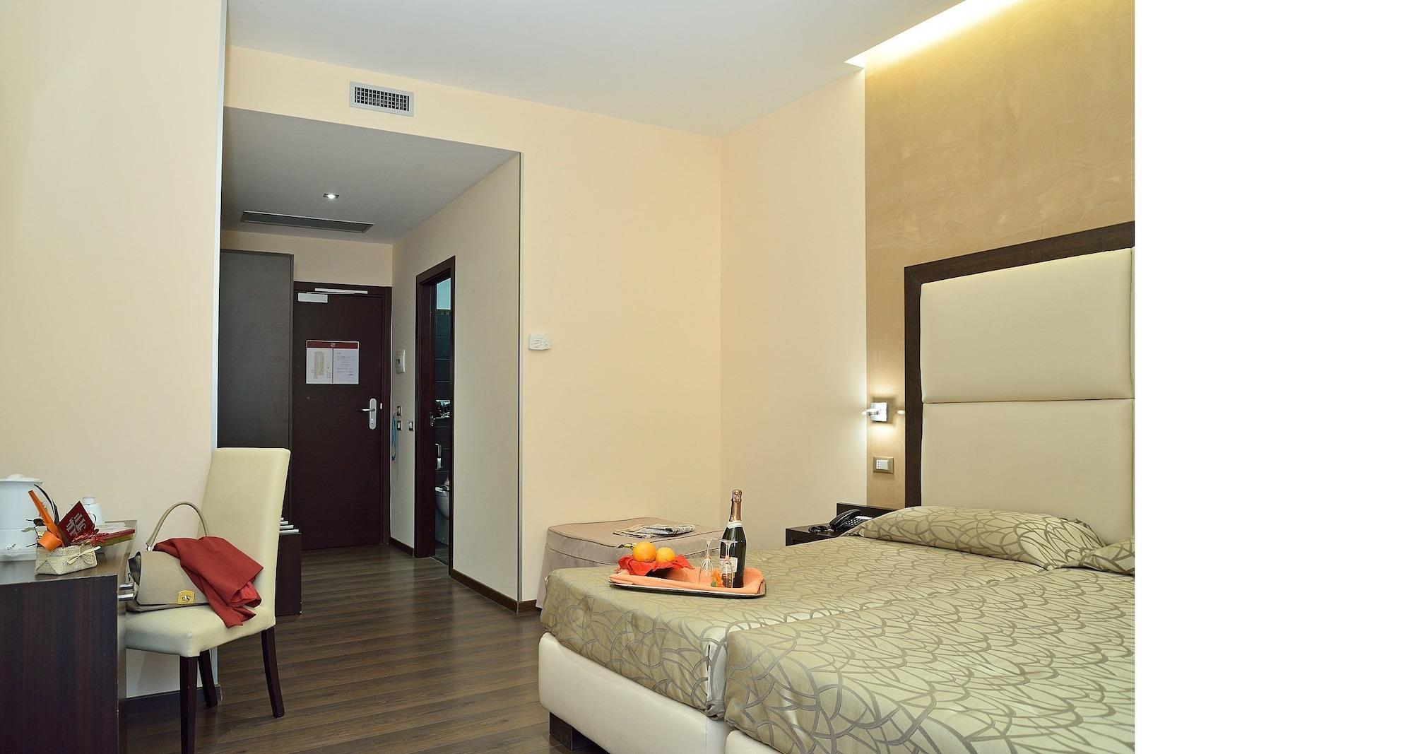 Catone District Hotel Рим Екстериор снимка