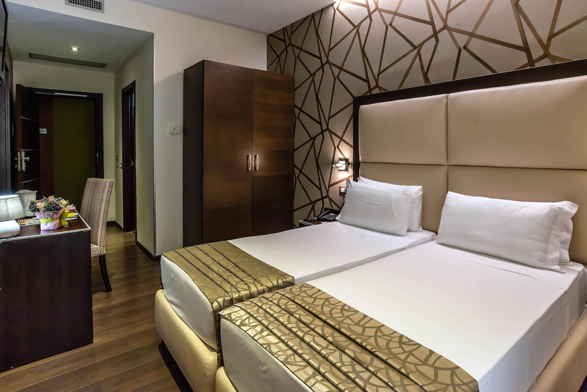 Catone District Hotel Рим Екстериор снимка