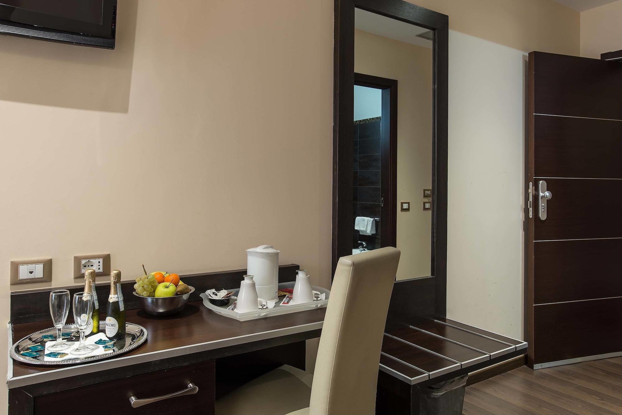 Catone District Hotel Рим Екстериор снимка
