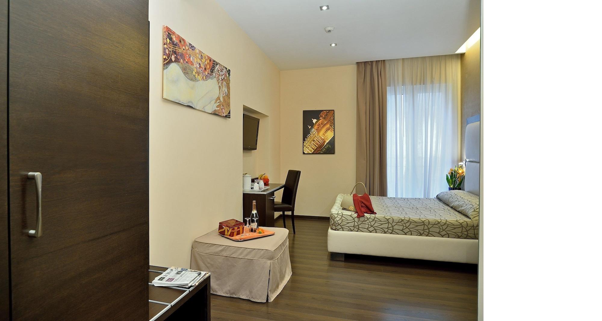 Catone District Hotel Рим Екстериор снимка