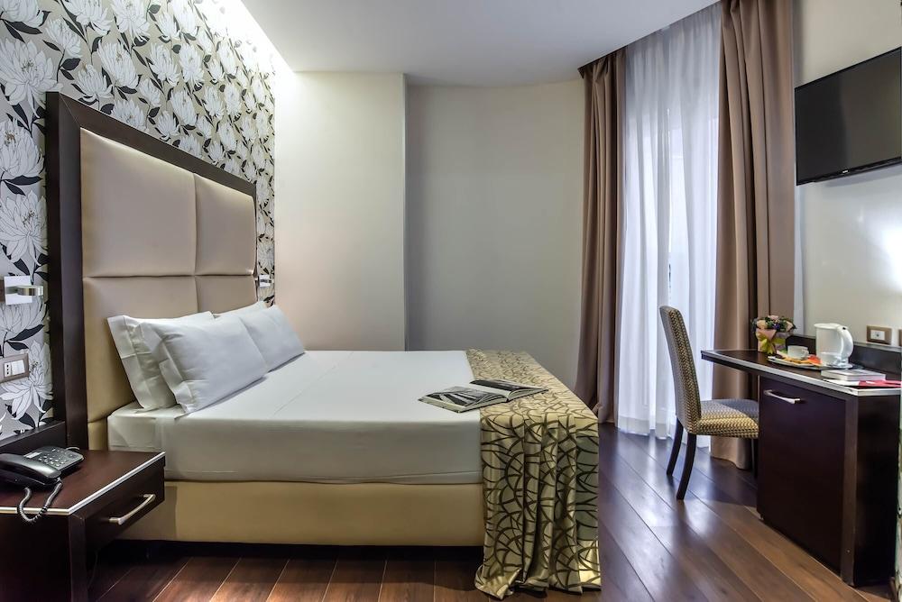 Catone District Hotel Рим Екстериор снимка