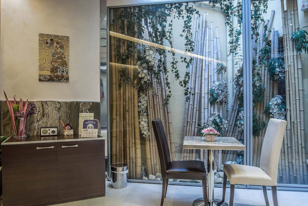Catone District Hotel Рим Екстериор снимка